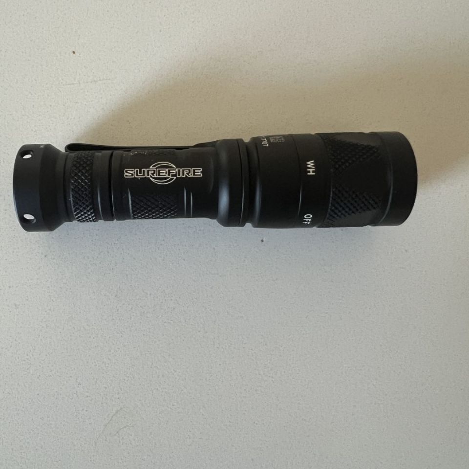 Image 2 - Surefire Aviator light 