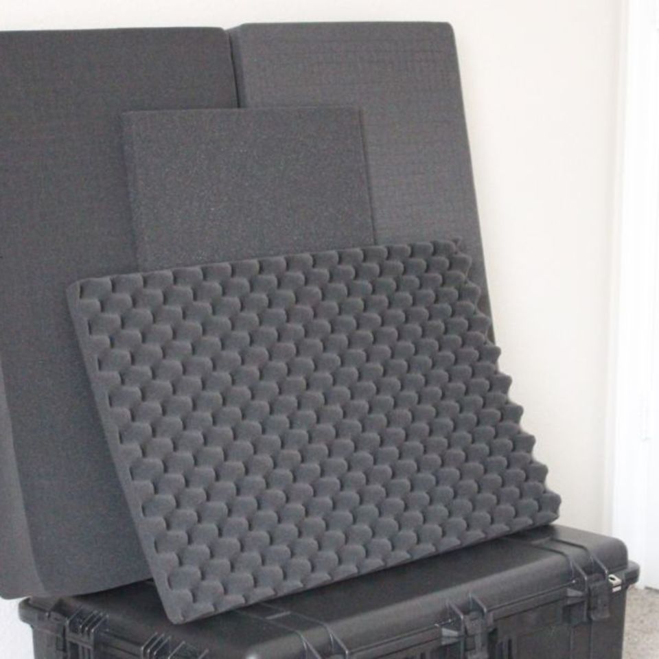 Image 3 - PELICAN 1650 FOAM SET, NEW IN ORIGINAL PACKAGING! For both top lid and the main compartment! FOAM ONLY!