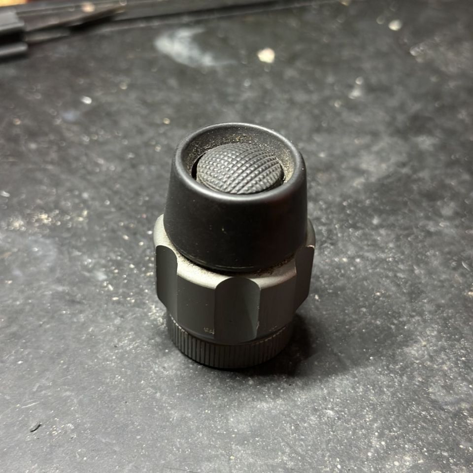 Image 1 - Surefire SW02 Click Tailcap