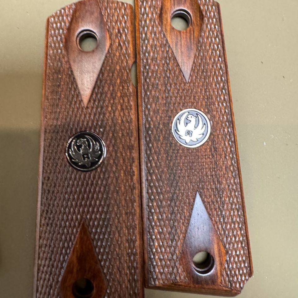 Image 4 - Ruger 1911 grips