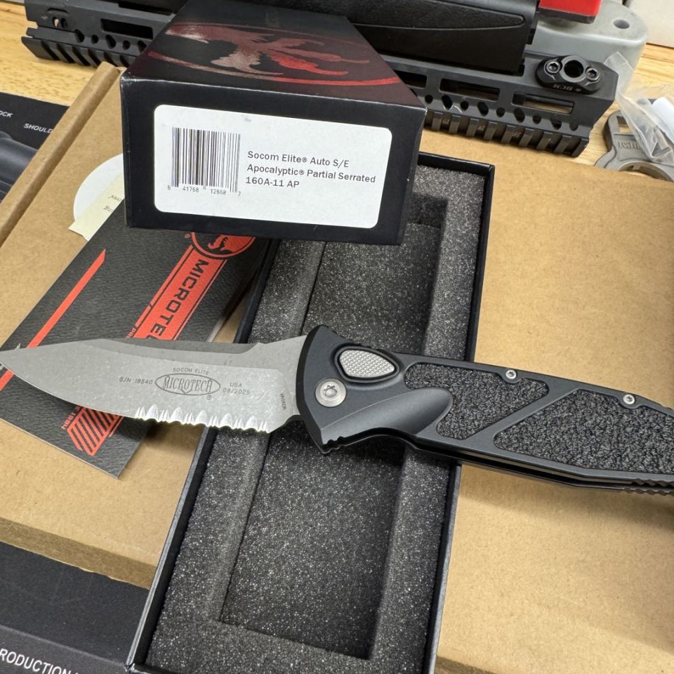 Image 3 - Microtech BM Hogue Gerber