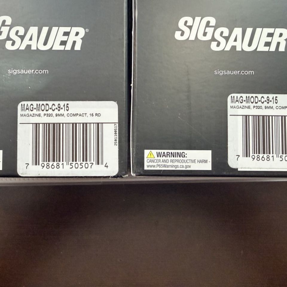 Image 3 - NIB sig xcompact grip and mags