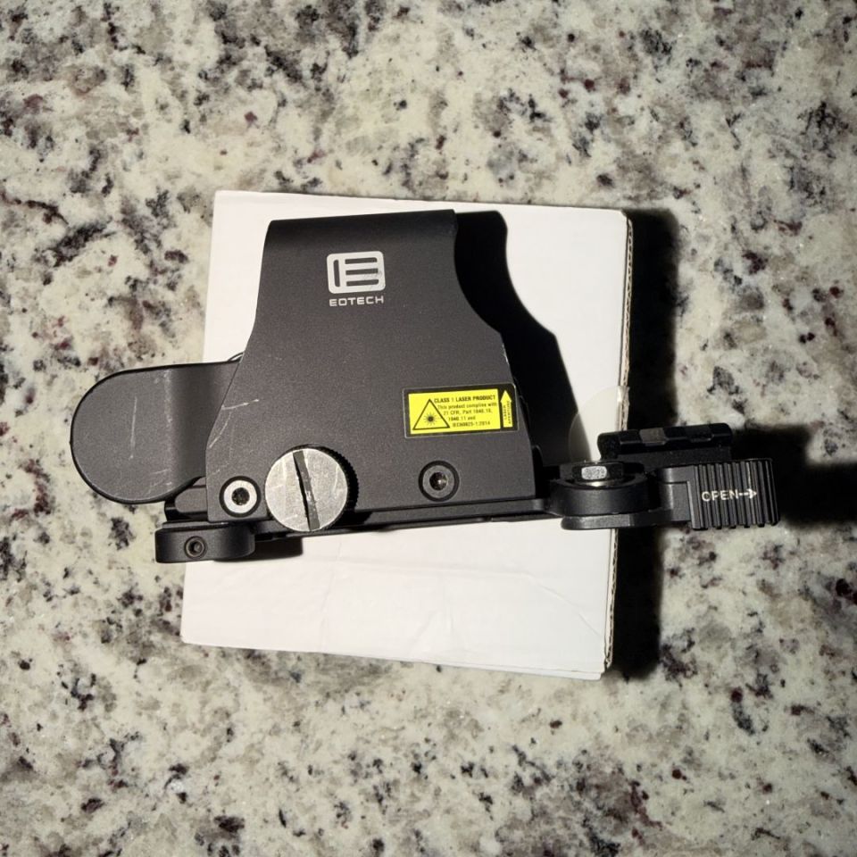 Image 2 - Eotech XPS 3-0 w/ Larue LT110