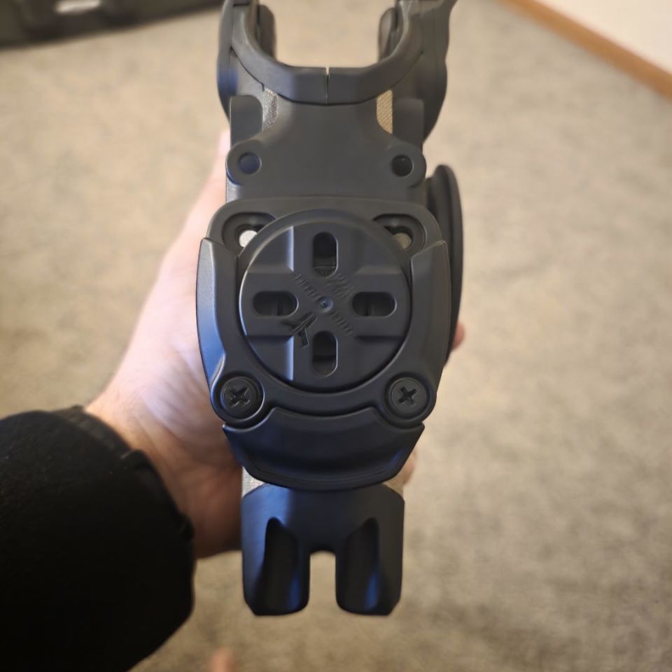 Image 2 - Bladetech Valor 