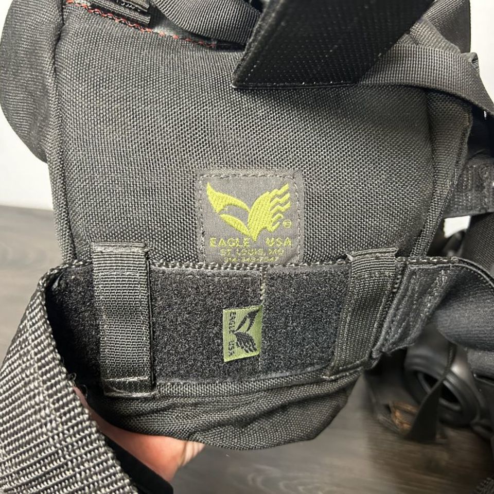 Image 3 - S10 AVON Gas Mask