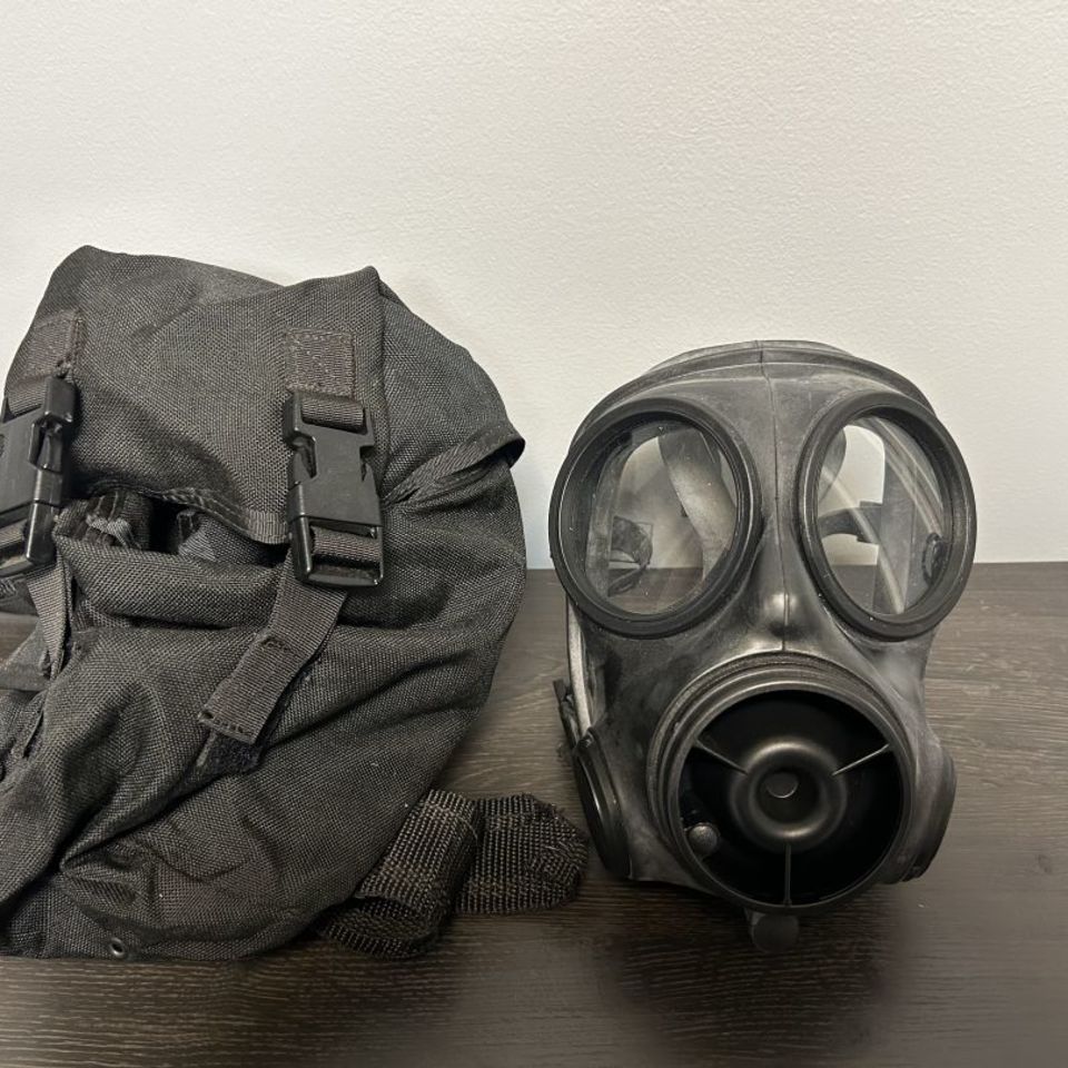 Image 1 - S10 AVON Gas Mask