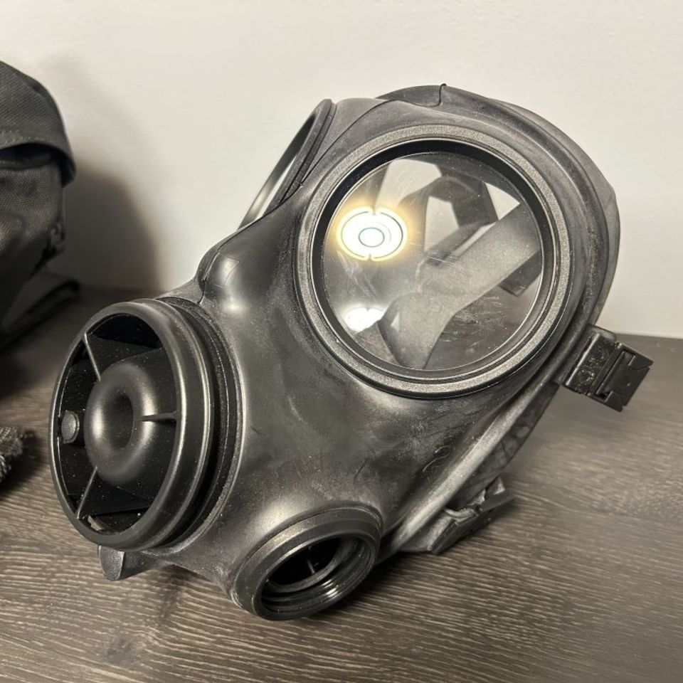Image 2 - S10 AVON Gas Mask