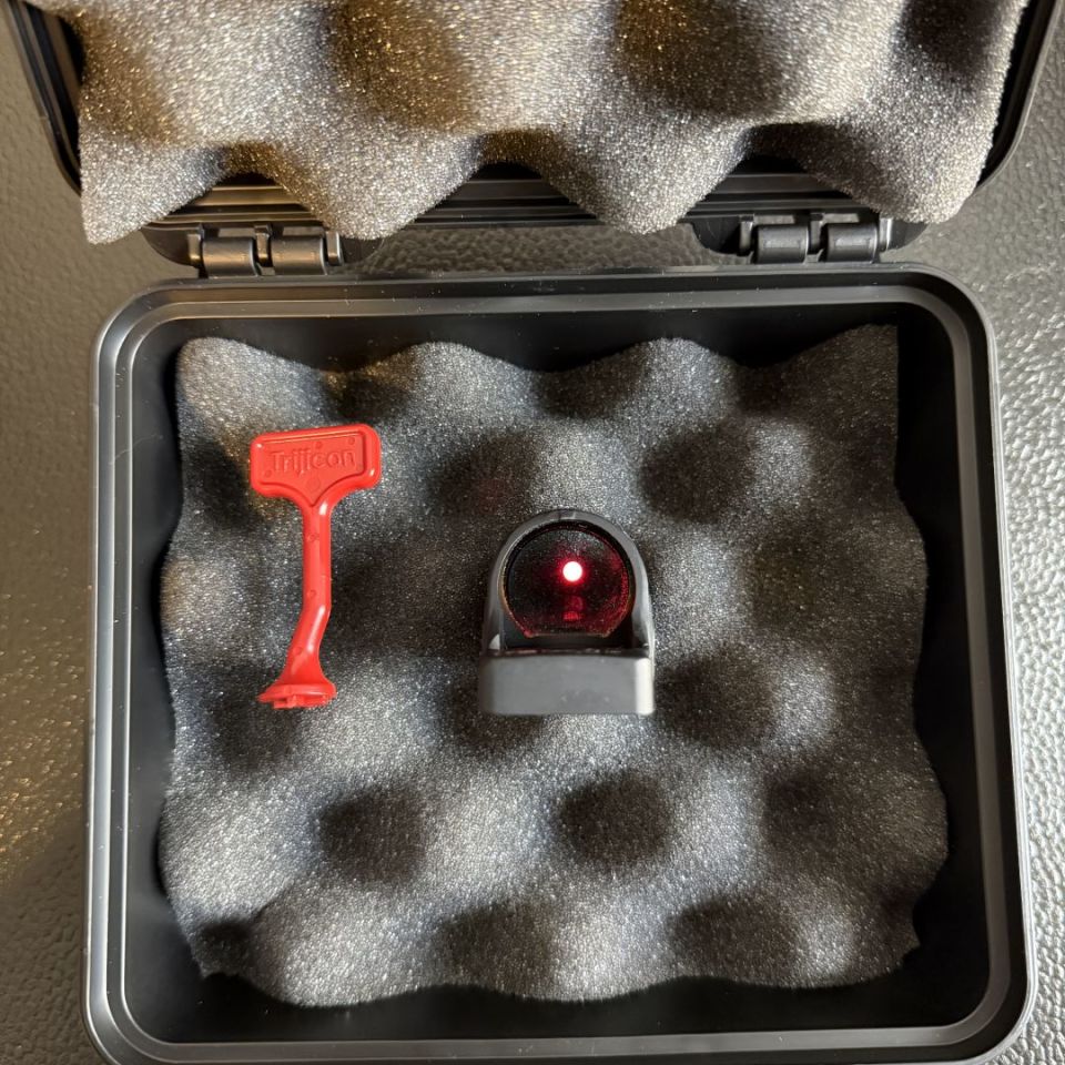 Image 4 - Trijicon SRO