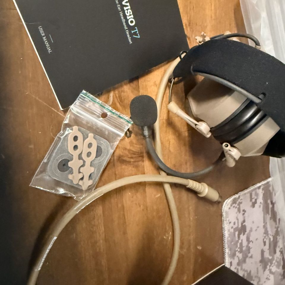 Image 2 - Invisio T7 Tan BNIB