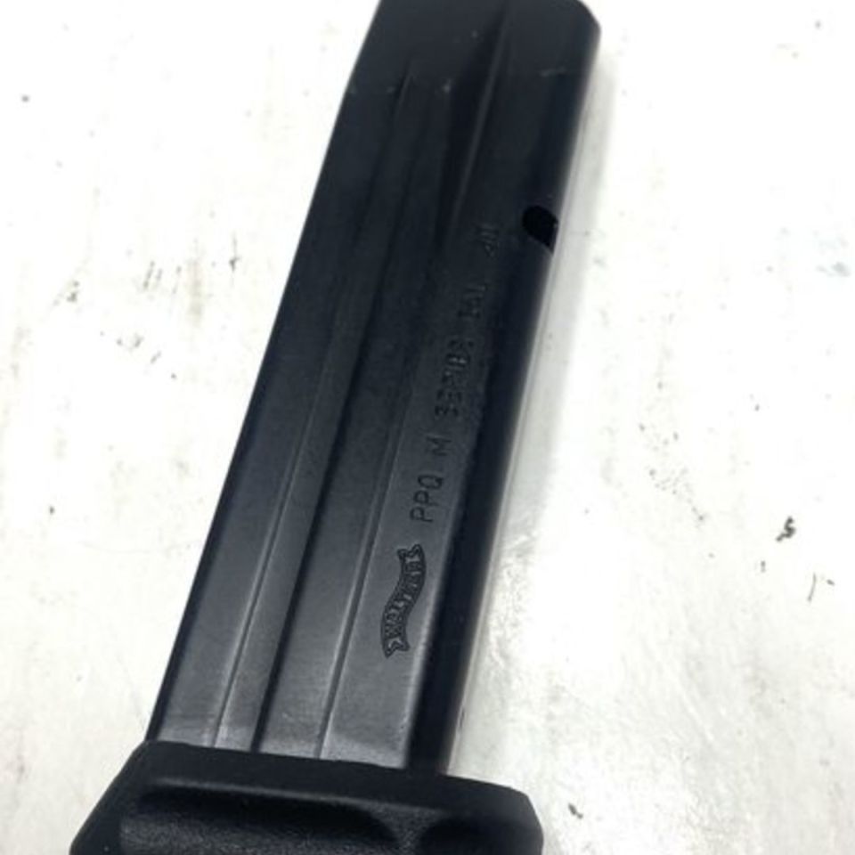 Image 2 - Various pistol mags