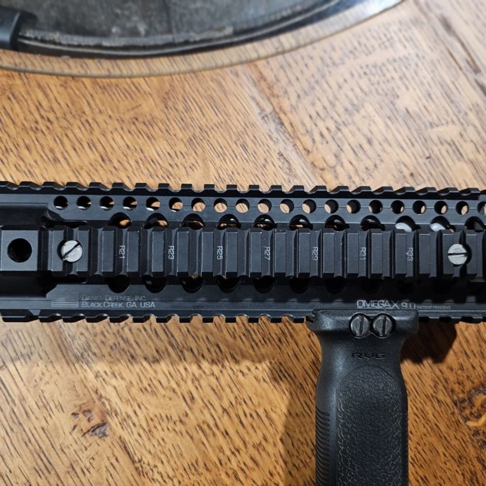 Image 2 - Daniel Defense DDM4 V4 Upper