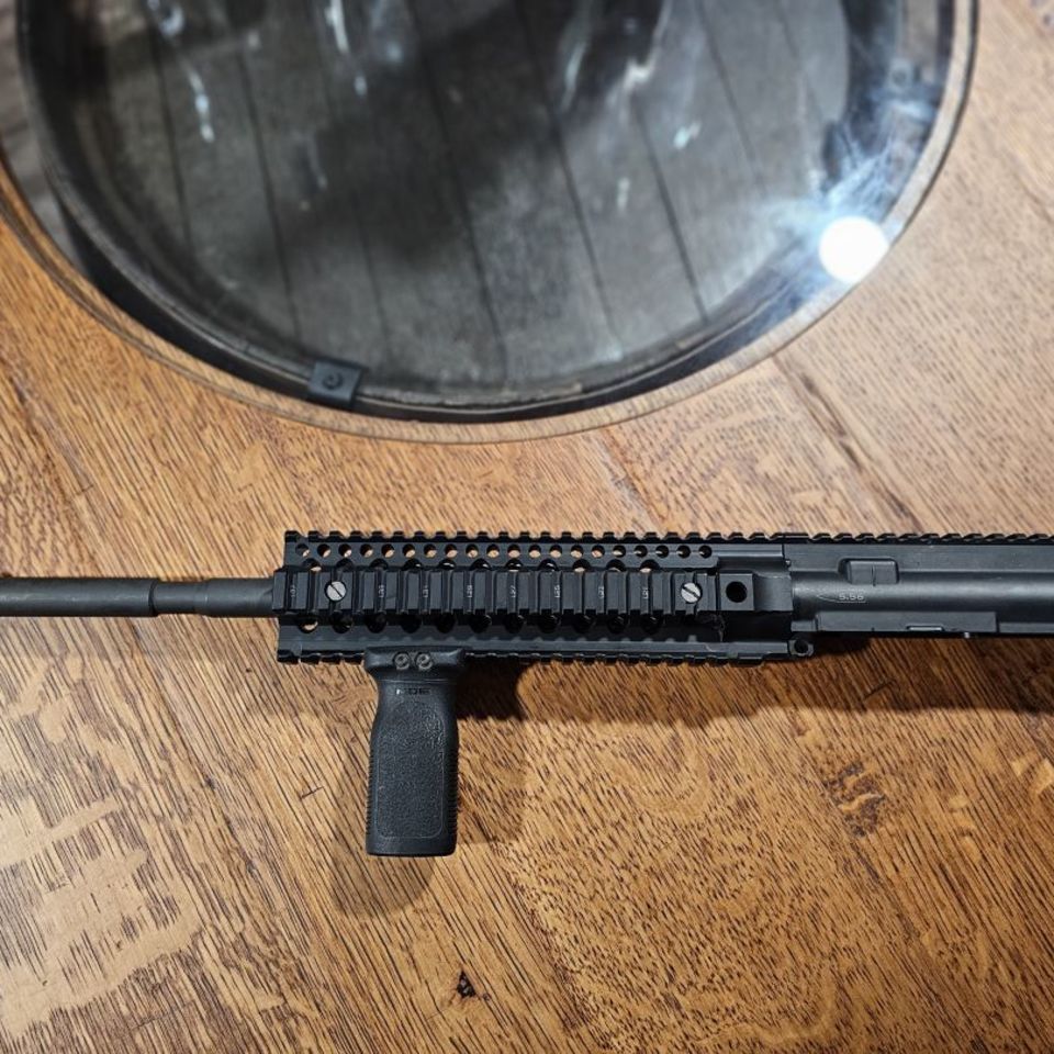 Image 3 - Daniel Defense DDM4 V4 Upper