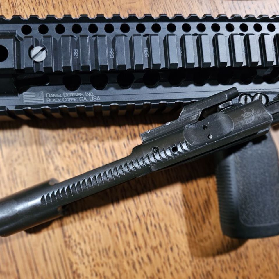 Image 4 - Daniel Defense DDM4 V4 Upper