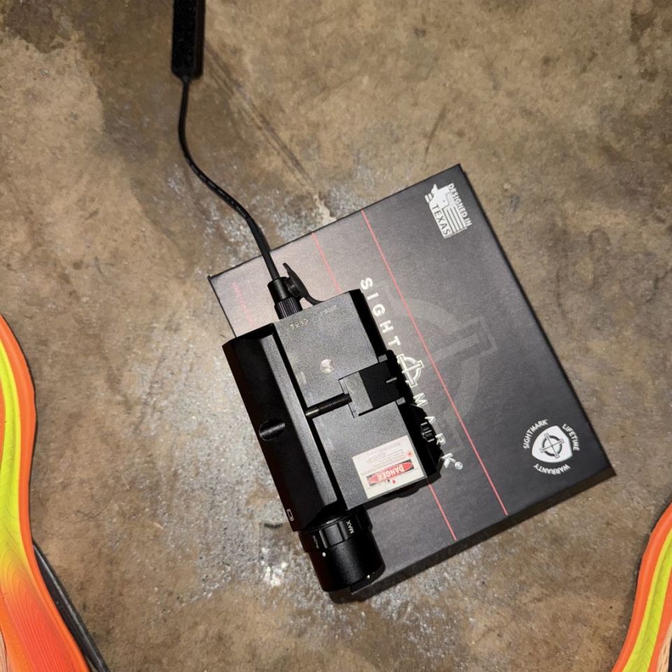 Image 4 - Sightmark LowPro LED/IR