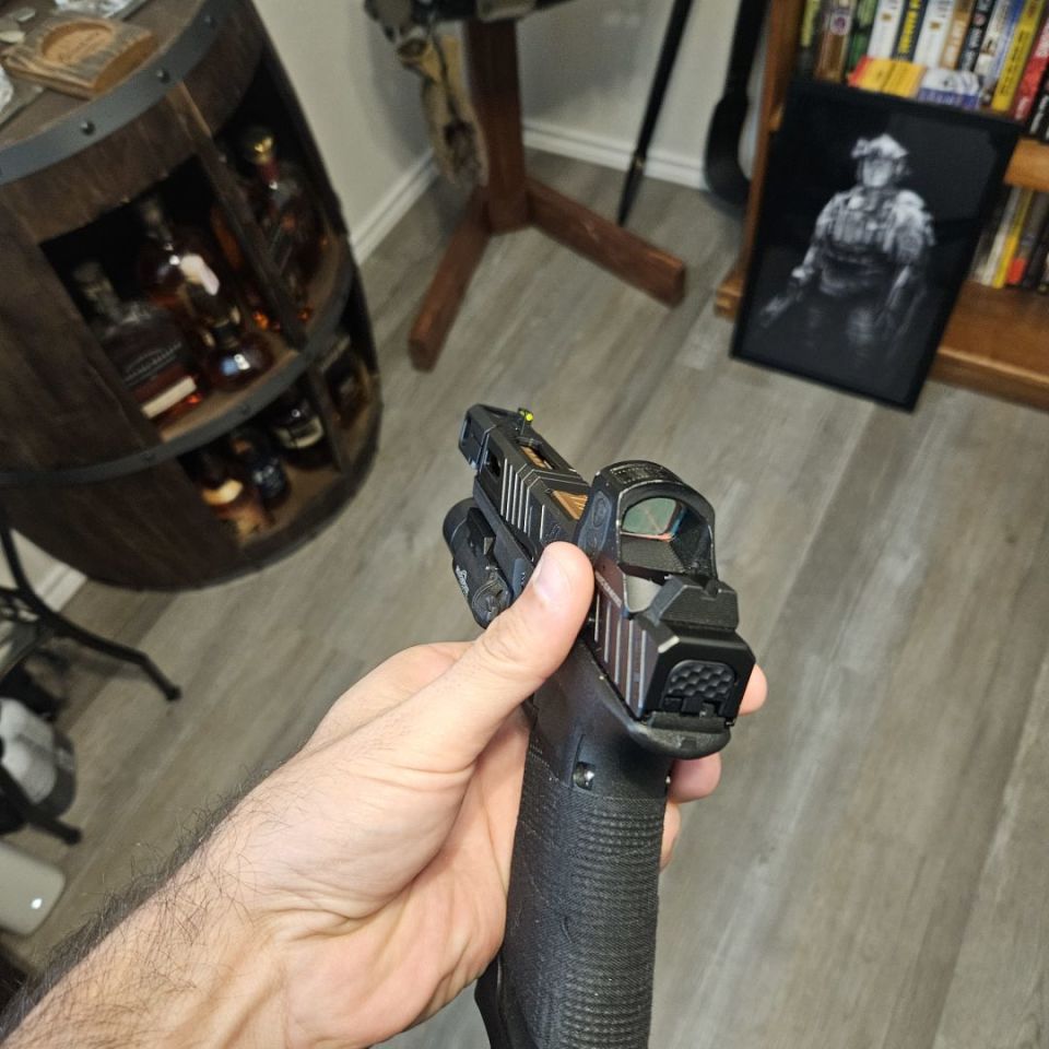 Image 2 - Zev Glock17 gen5