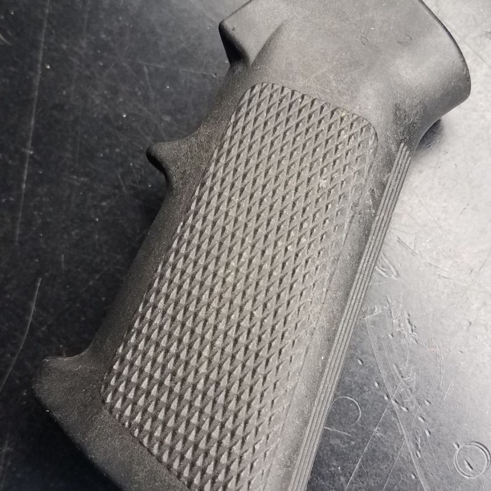 Image 3 - KAC A2 Grips