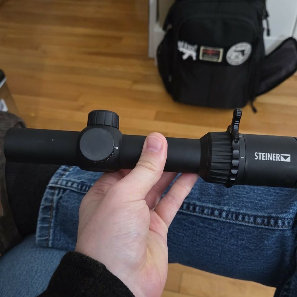 Image 3 - Steiner P4XI 1-4 PT3R Reticle 