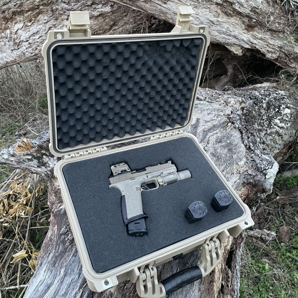 Image 2 - SOLD Custom Glock 17 NEW 