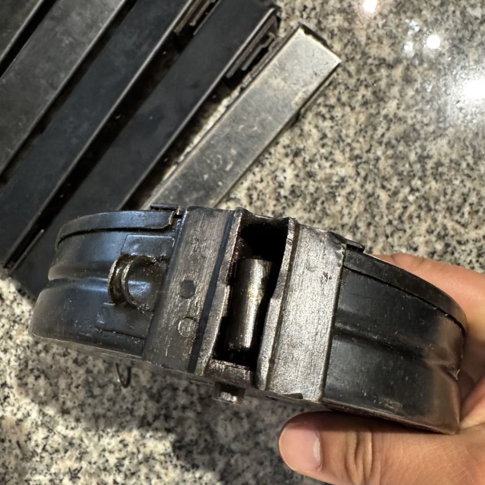 Image 3 - M31 Drum and mags