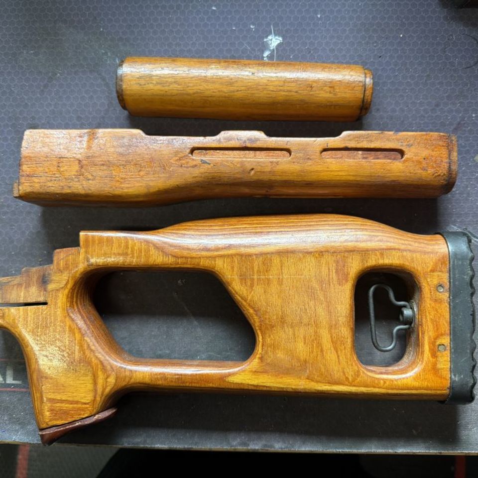 Image 2 - Romanian PSL furniture set