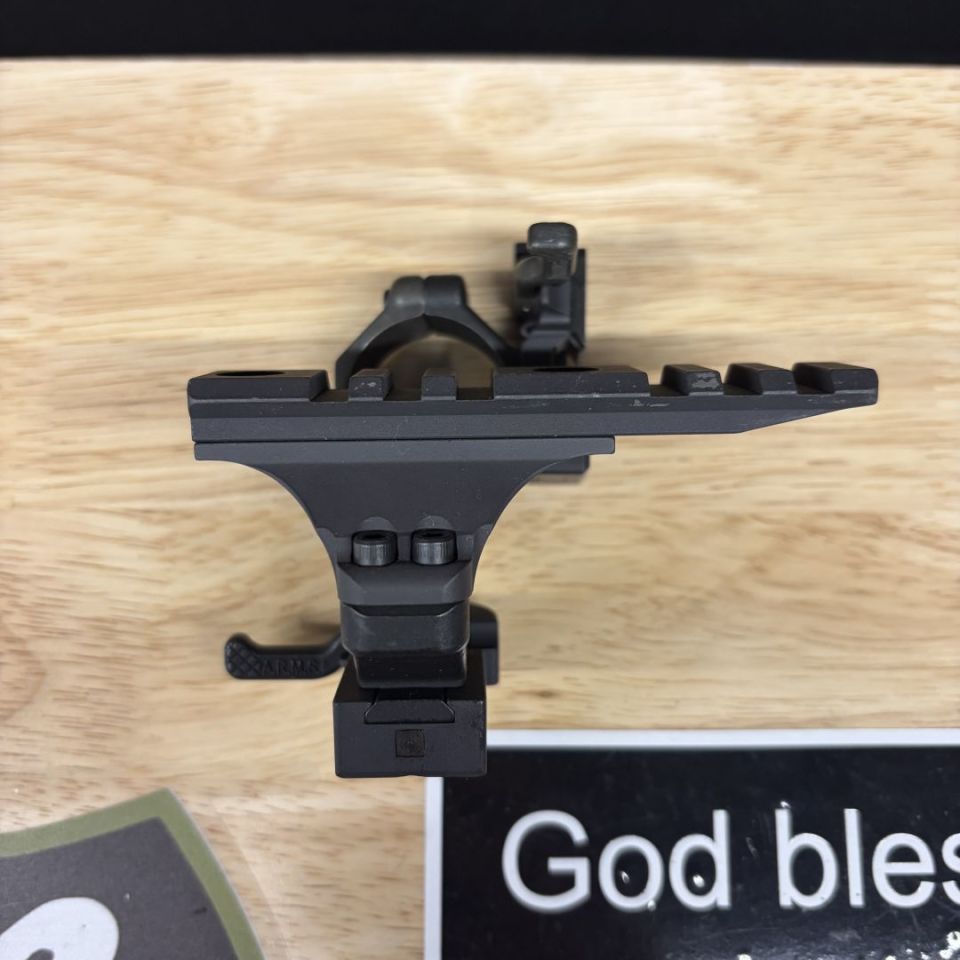 Image 1 - Arms #22 low rings 