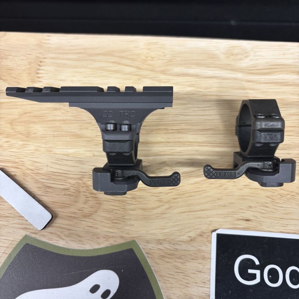 Image 2 - Arms #22 low rings 