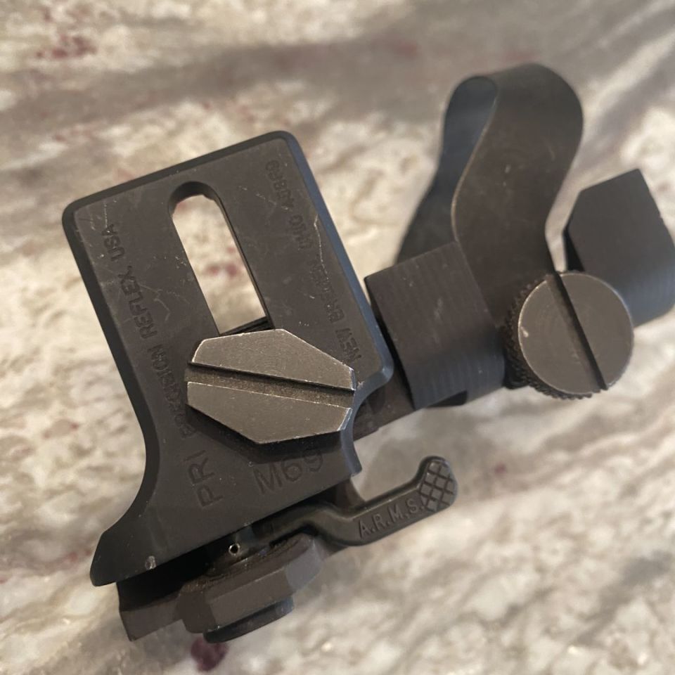 Image 1 - M69-AN-PVS 18 Mount