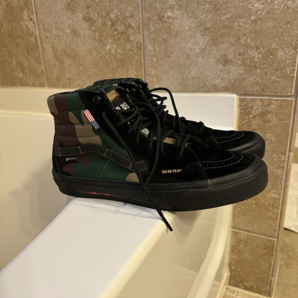 Image 1 - Defcon Vans 10.5