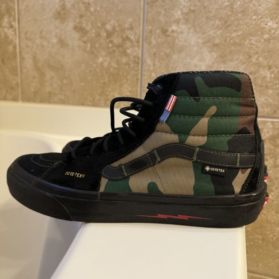 Image 1 - DEFCON Vans 10.5