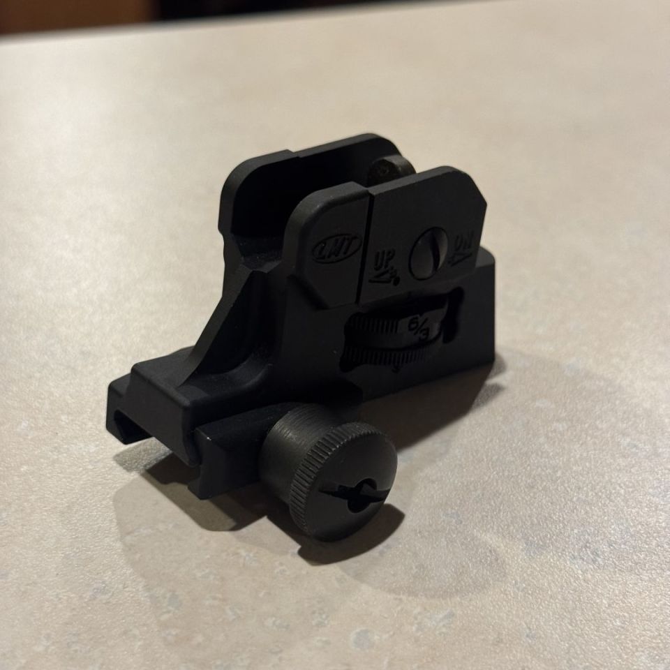 Image 5 - LMT L8A REAR SIGHT