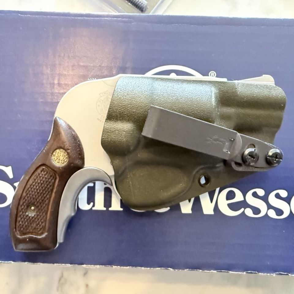 Image 4 - S&W 638-3 Jframe