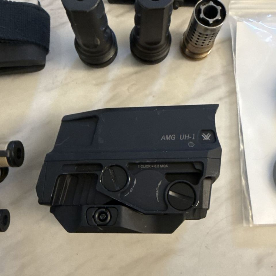 Image 5 - Misc parts