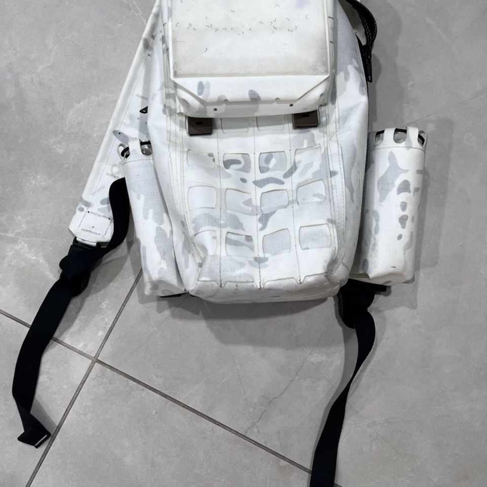 Image 1 - Esstac mini pack plus pouches