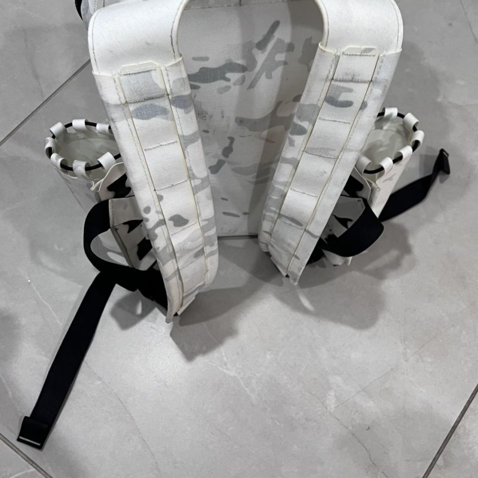 Image 2 - Esstac mini pack plus pouches