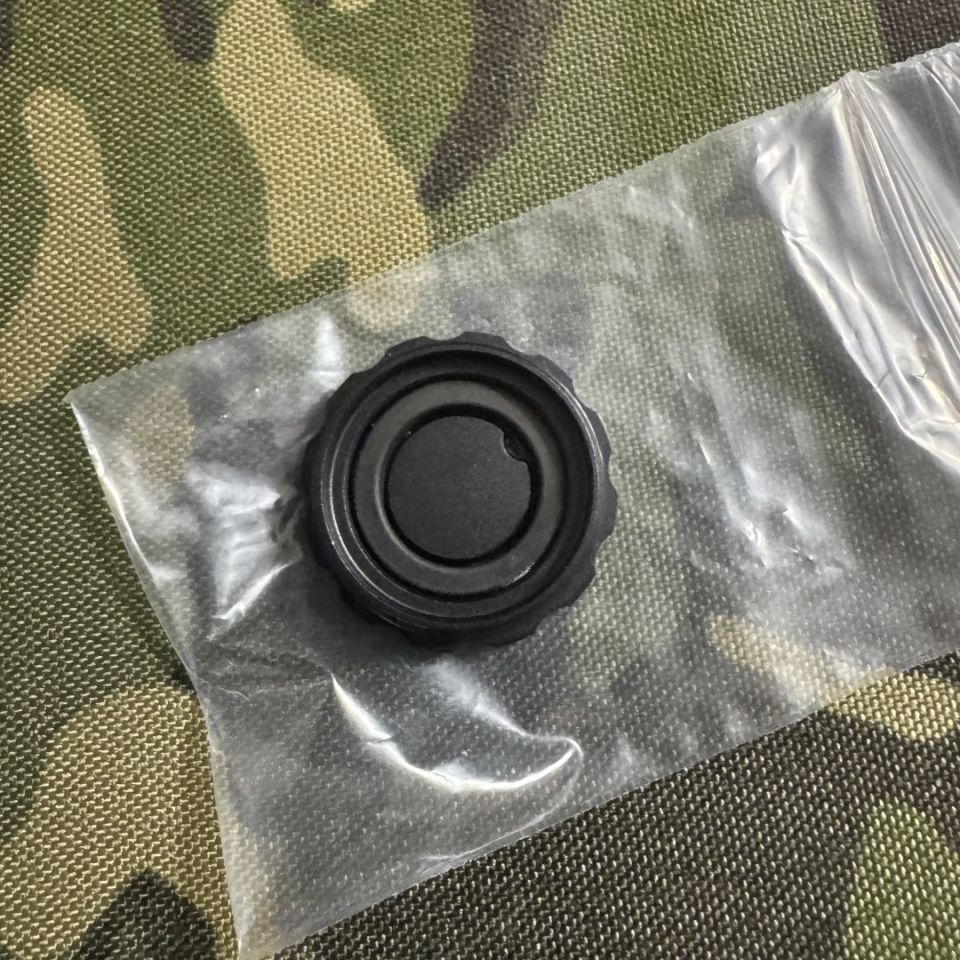 Image 2 - Fog T2 battery cap. 