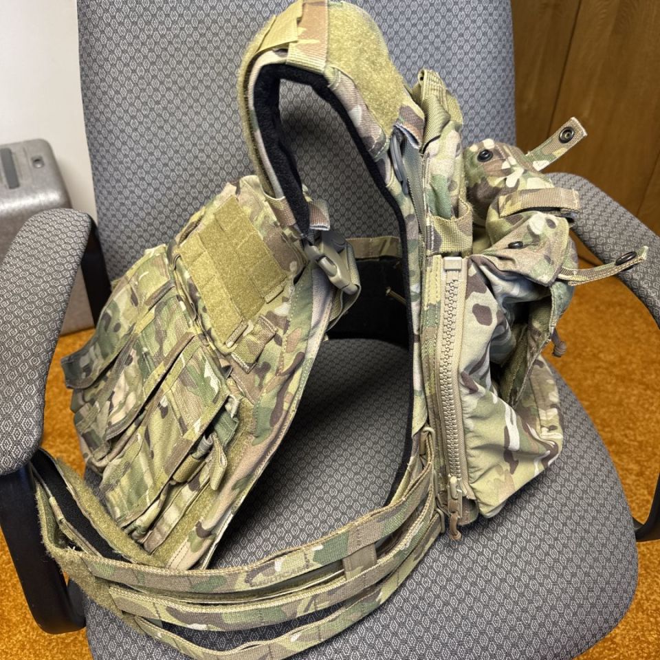 Image 4 - Crye AVS- Large