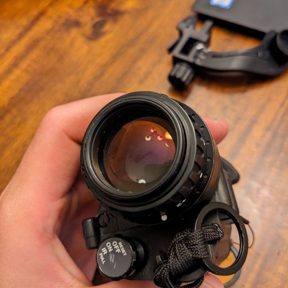 Image 5 - PVS14 Omni 8 Gen 3 Green Mil 