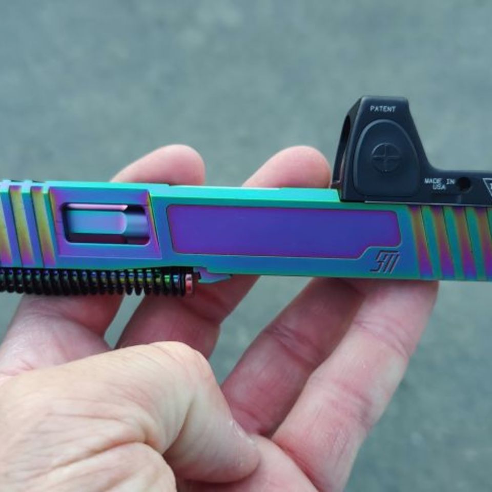 Image 4 - Glock 19 gen 3 slide. 