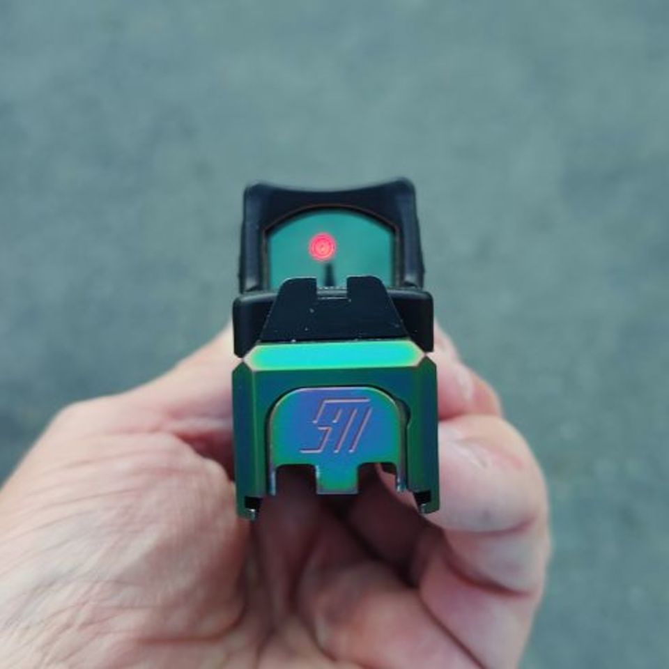 Image 3 - Glock 19 gen 3 slide. 