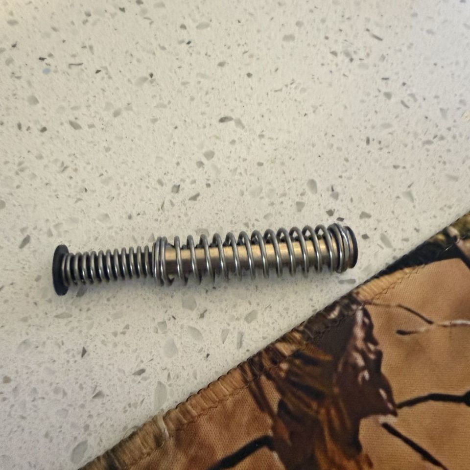 Image 5 - New Glock 17 Parts