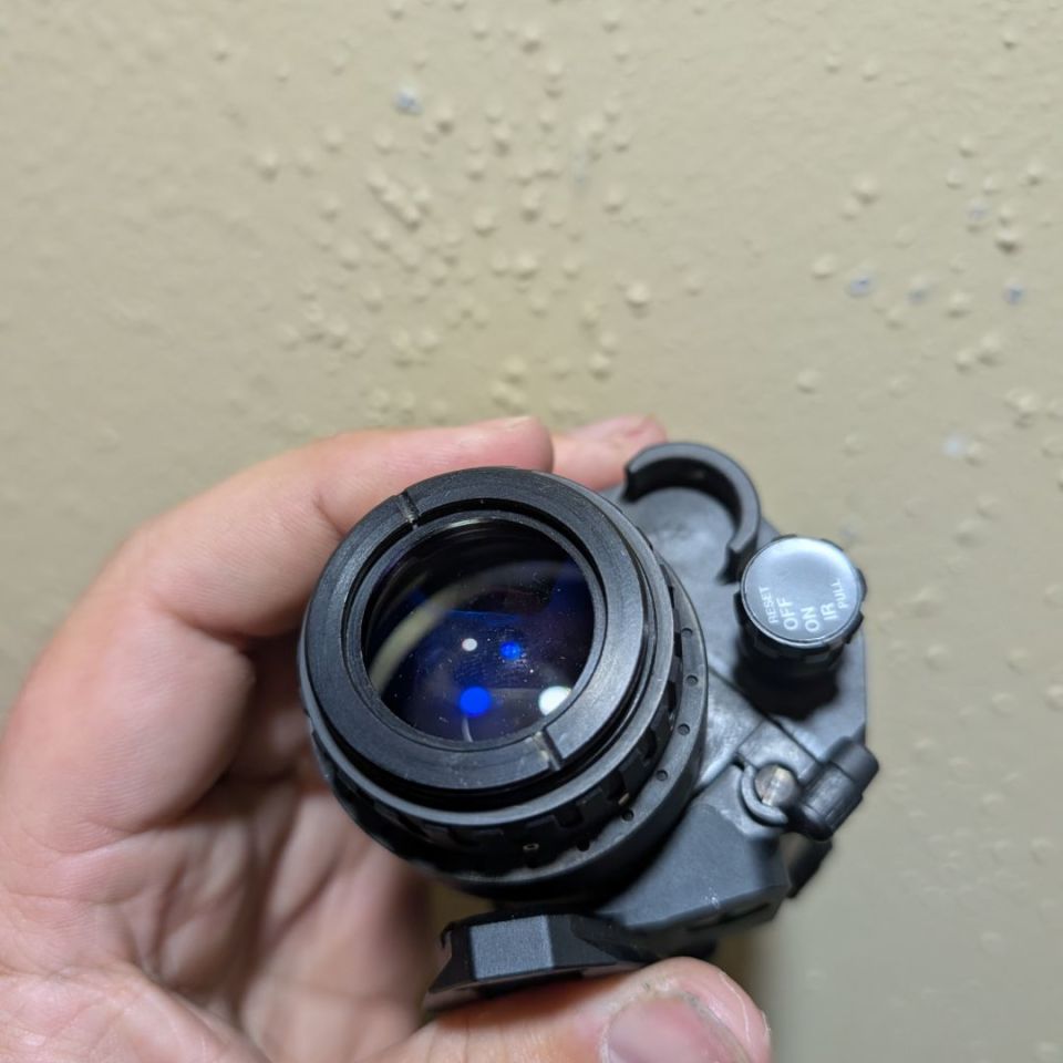 Image 5 - Pvs 14 gen 3 green 