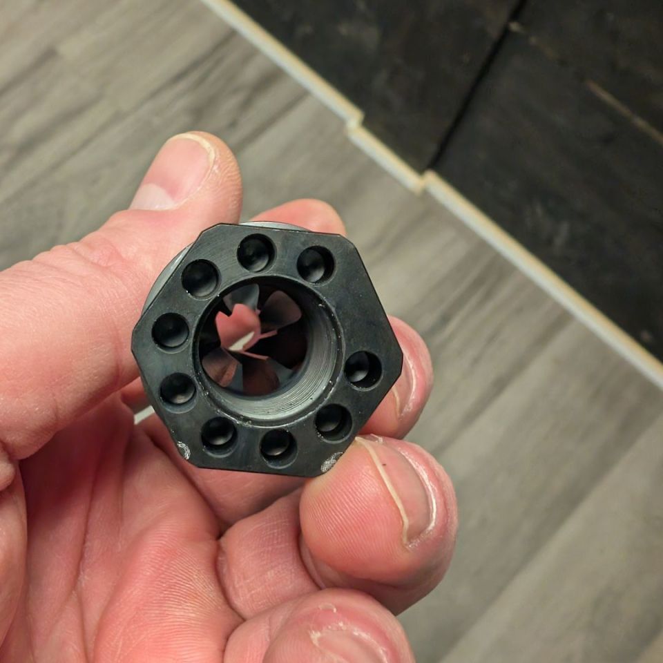 Image 3 - Hux 5/8x24 556 muzzle device 