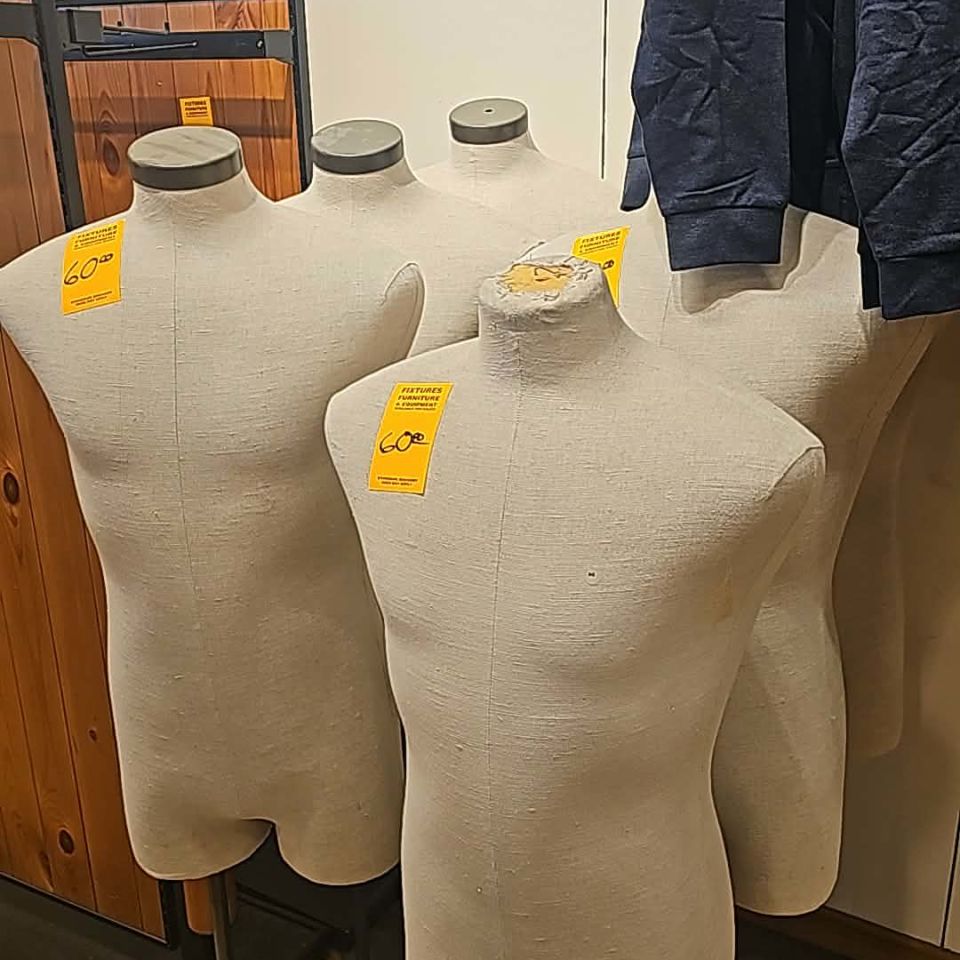 Image 3 - PSA: EDDIE BAUER LIQUIDATION