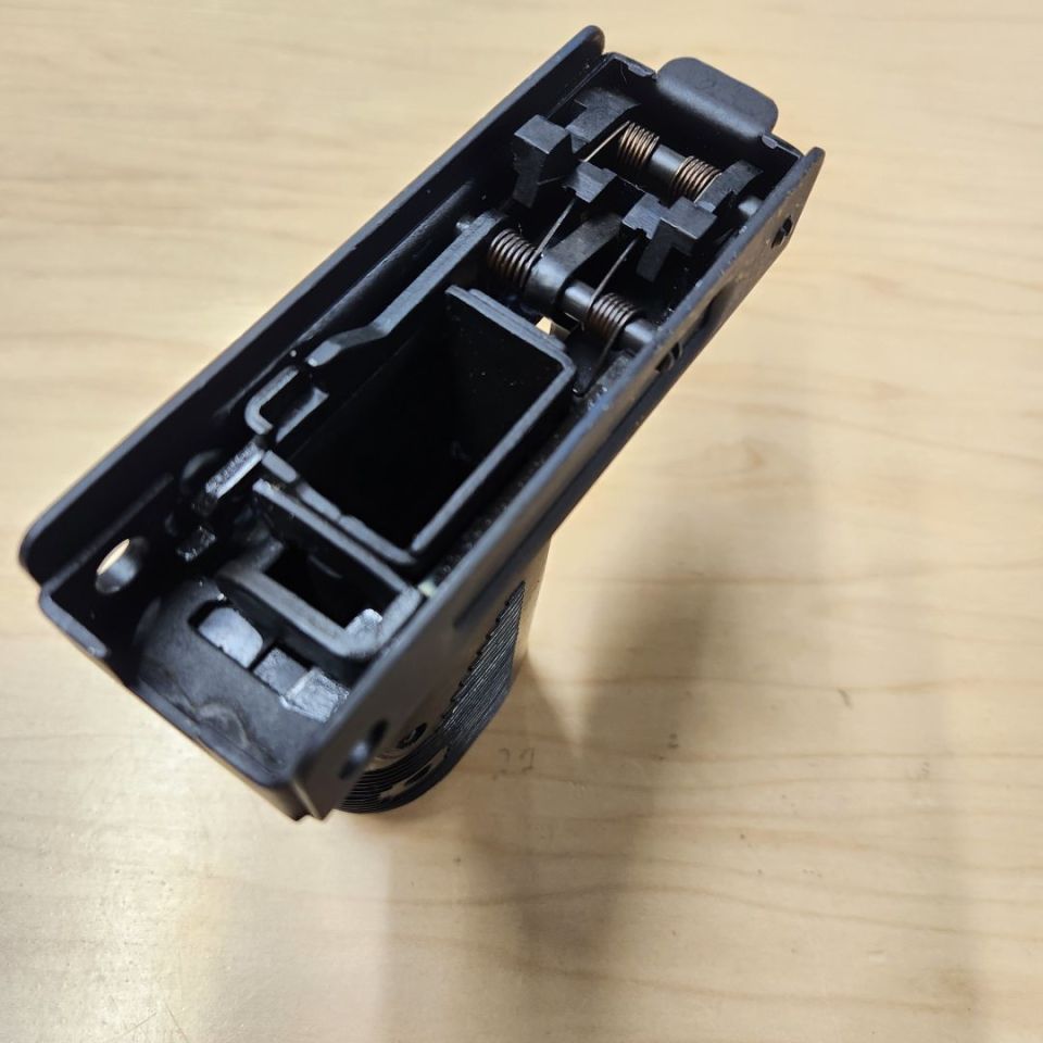 Image 3 - German MP2 UZI grip