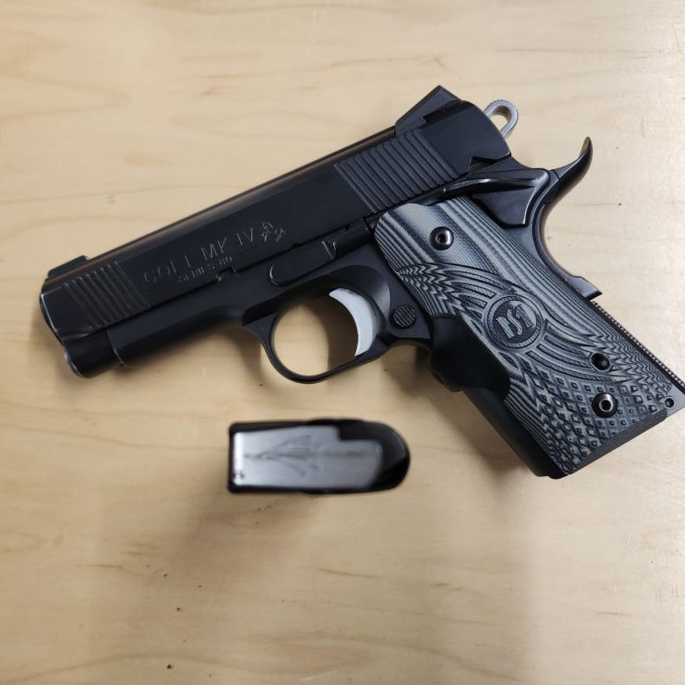 Image 4 - Colt Officers Enhanced Gunsite