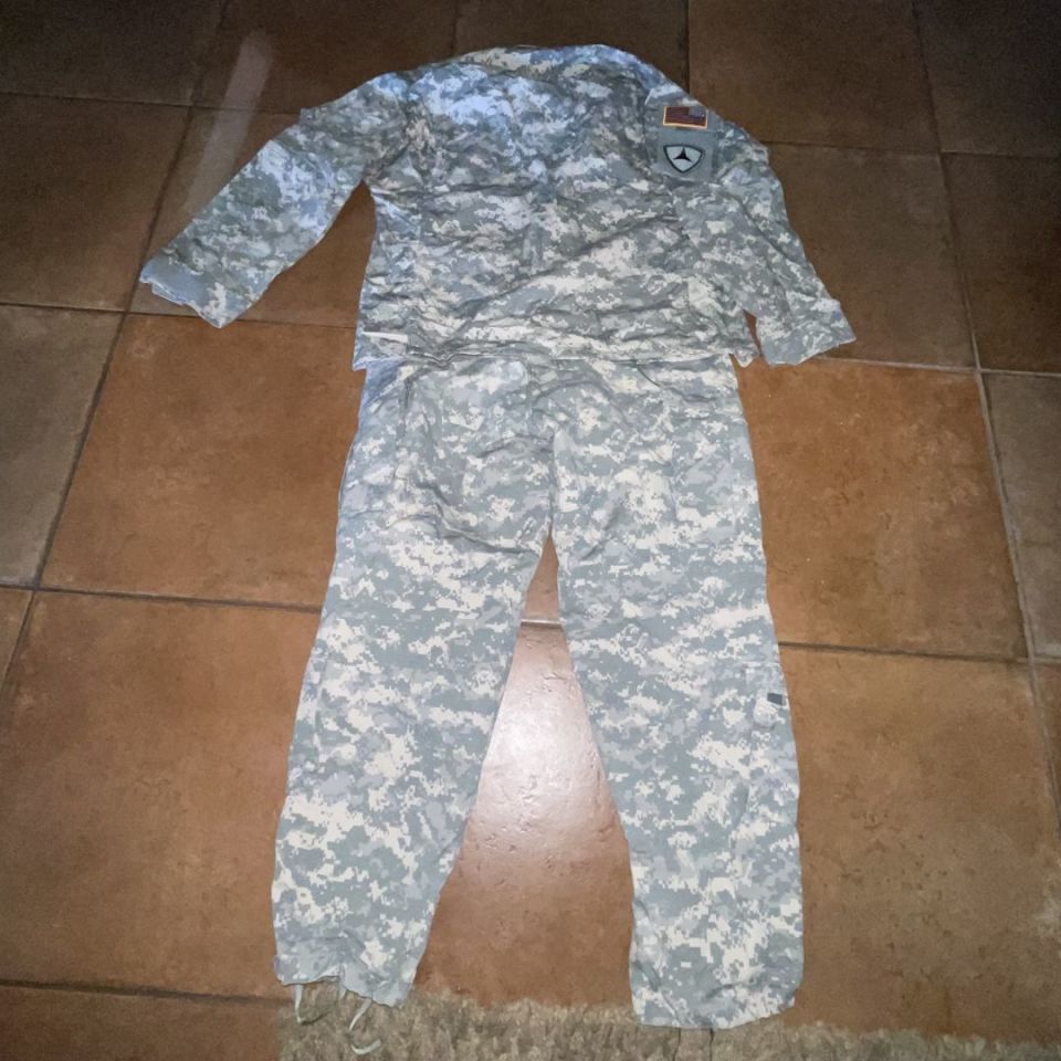 Image 2 - US ARMY UCP set