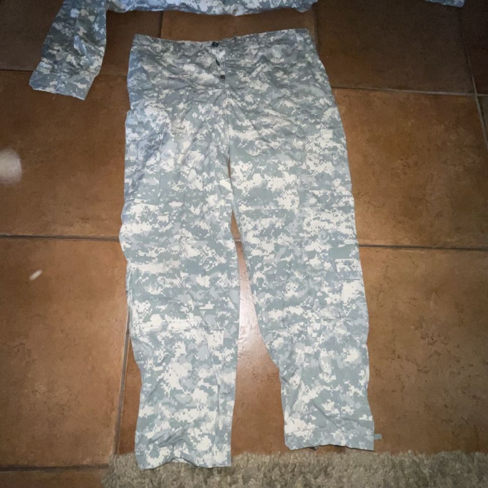 Image 4 - US ARMY UCP set