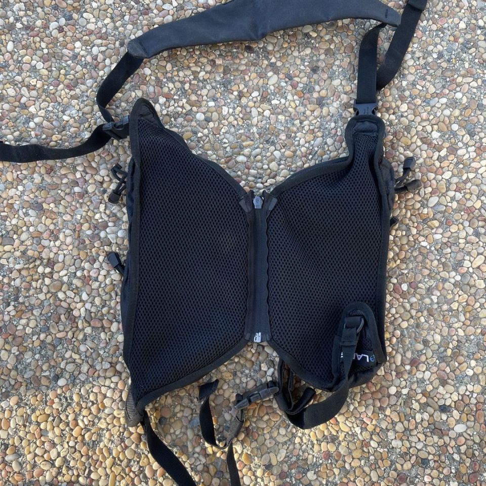 Image 2 - Chest pack