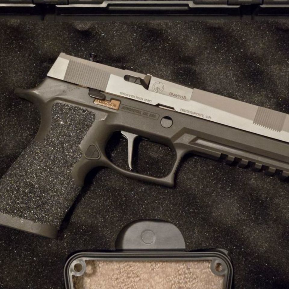 Image 2 - Gray Guns Sig P320 Modern Clas