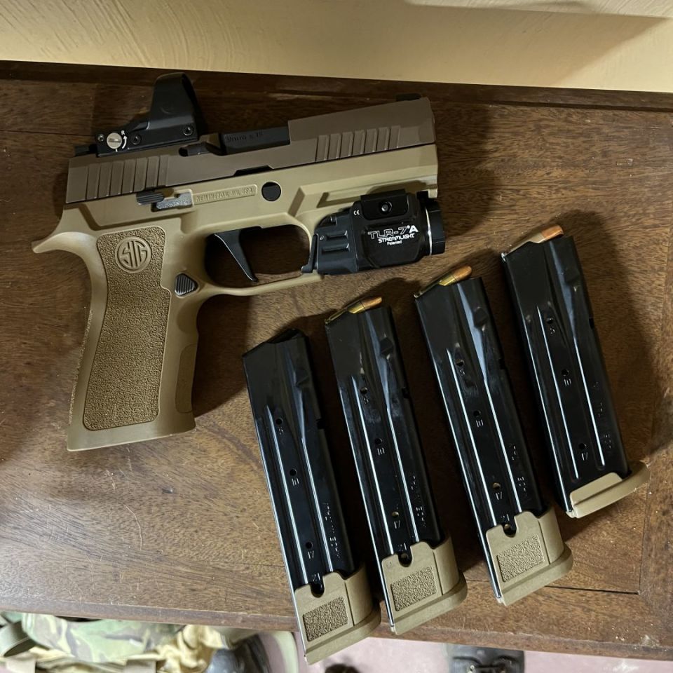 Image 1 - Sig 320x carry